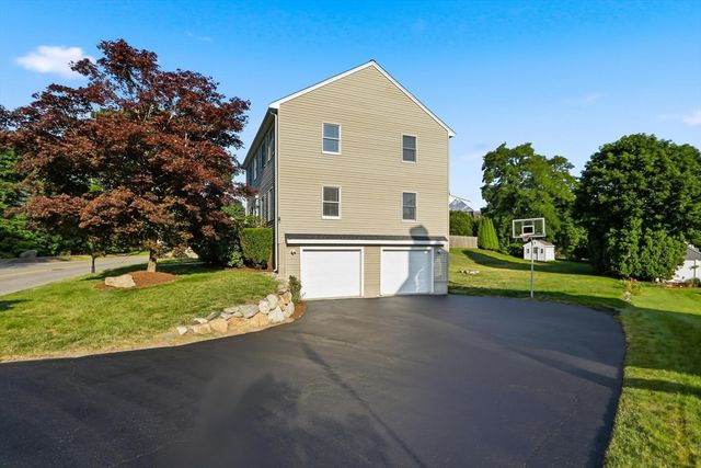 68 Burlington Street, Woburn, MA 01801