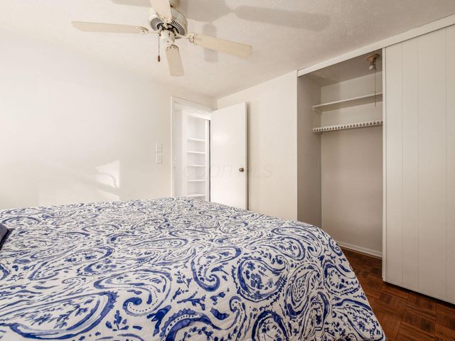 2103 Keller Place W, Grove City, OH 43123