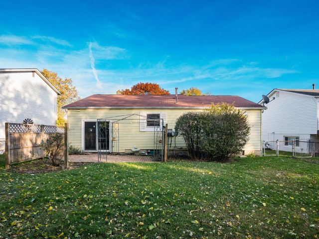 2103 Keller Place W, Grove City, OH 43123