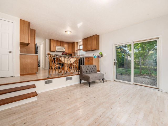 2103 Keller Place W, Grove City, OH 43123