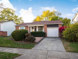 2103 Keller Place W, Grove City, OH 43123