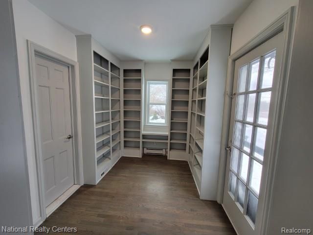 60001 E 8 Mile Road, South Lyon, MI 48178