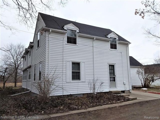 60001 E 8 Mile Road, South Lyon, MI 48178