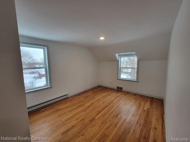 60001 E 8 Mile Road, South Lyon, MI 48178