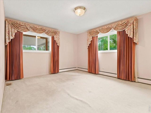 1919 24th Avenue Ct, Greeley, CO 80634