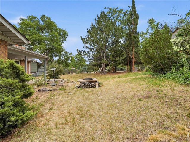 1919 24th Avenue Ct, Greeley, CO 80634