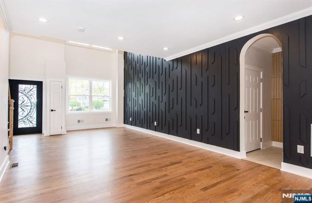 28 Tamboer Avenue, Clifton, NJ 07013