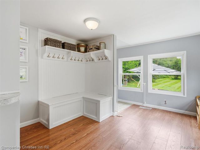 11705 Larkins Road, Brighton, MI 48114