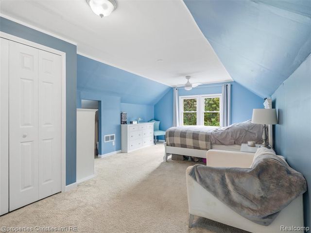 11705 Larkins Road, Brighton, MI 48114