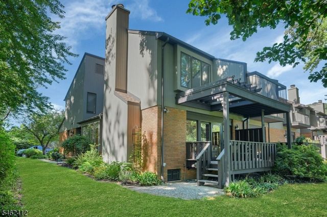 76 Keats Way, Morris Twp., NJ 07960