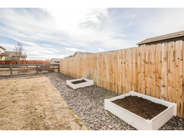 8877 Walden St, Commerce City, CO 80022