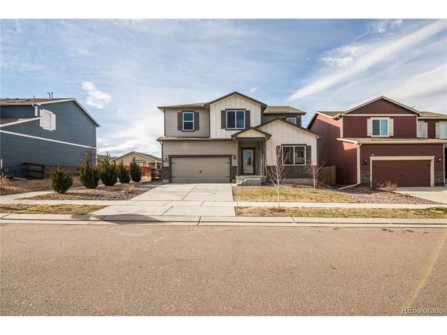 8877 Walden St, Commerce City, CO 80022