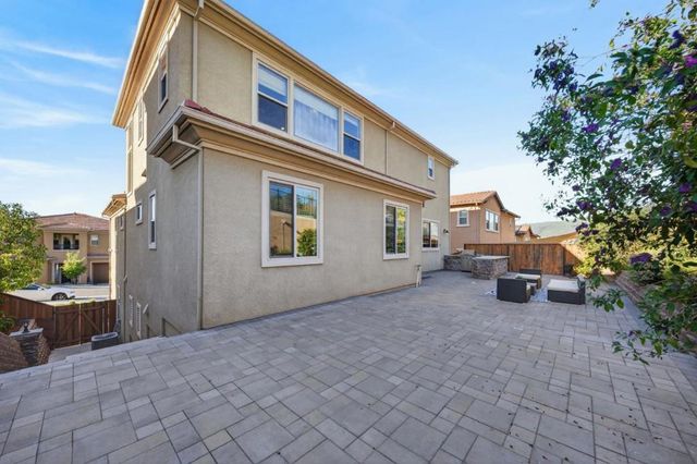 1414 Cottlestone Court, San Jose, CA 95121