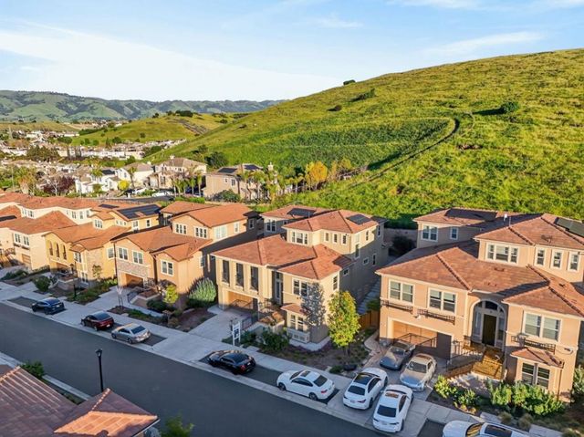 1414 Cottlestone Court, San Jose, CA 95121