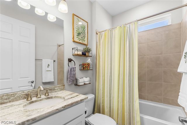 3760 Crosswater DR, North Fort Myers, FL 33917