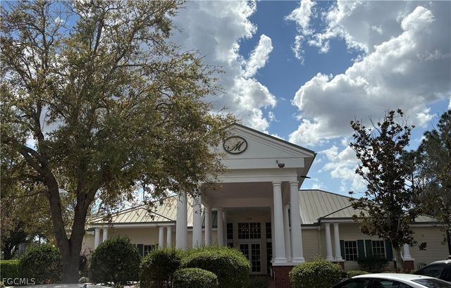 3760 Crosswater DR, North Fort Myers, FL 33917