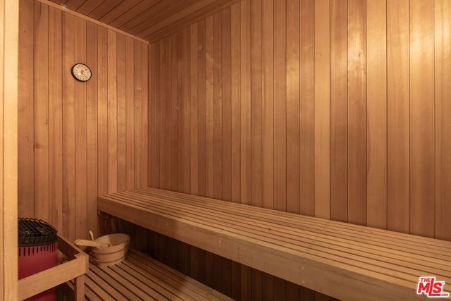 1580 Sorrento Drive, Pacific Palisades, CA 90272