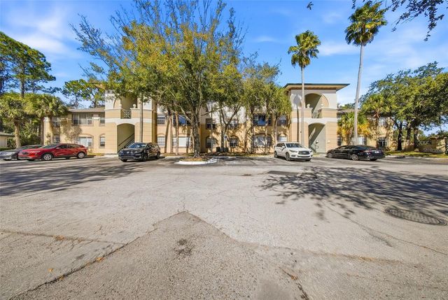 17114 CARRINGTON PARK DRIVE 201, Tampa, FL 33647