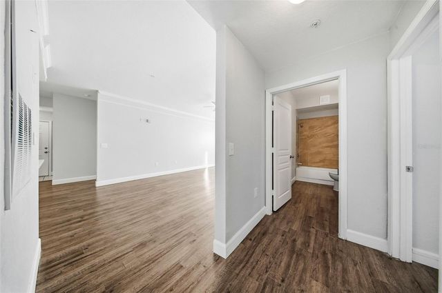 17114 CARRINGTON PARK DRIVE 201, Tampa, FL 33647