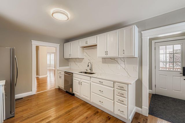 2624 35th Avenue S, Minneapolis, MN 55406