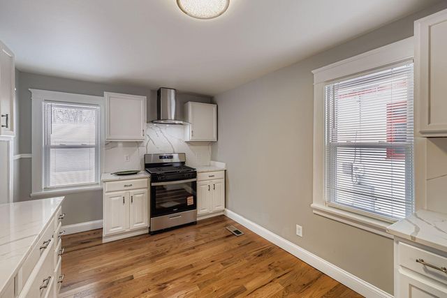 2624 35th Avenue S, Minneapolis, MN 55406