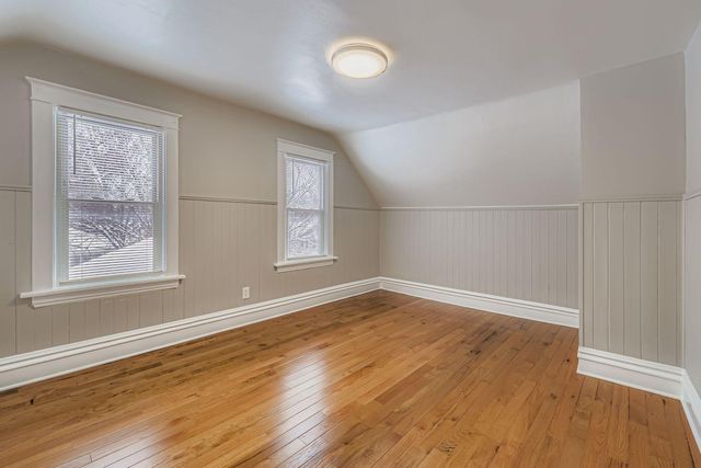 2624 35th Avenue S, Minneapolis, MN 55406