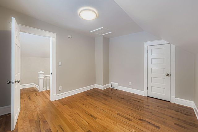 2624 35th Avenue S, Minneapolis, MN 55406