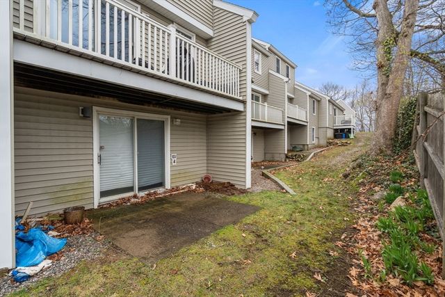 85 Victoria Heights 85, Boston, MA 02136