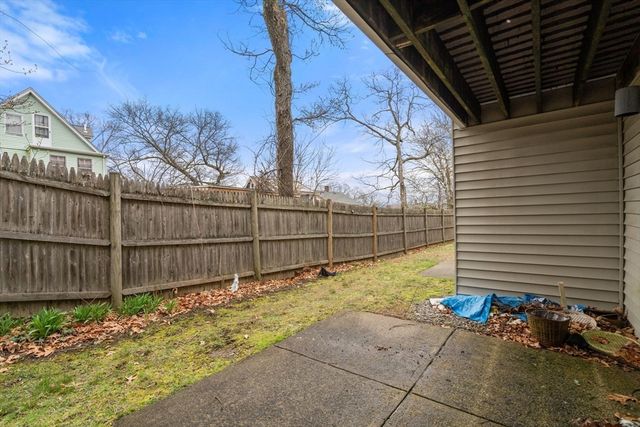 85 Victoria Heights 85, Boston, MA 02136