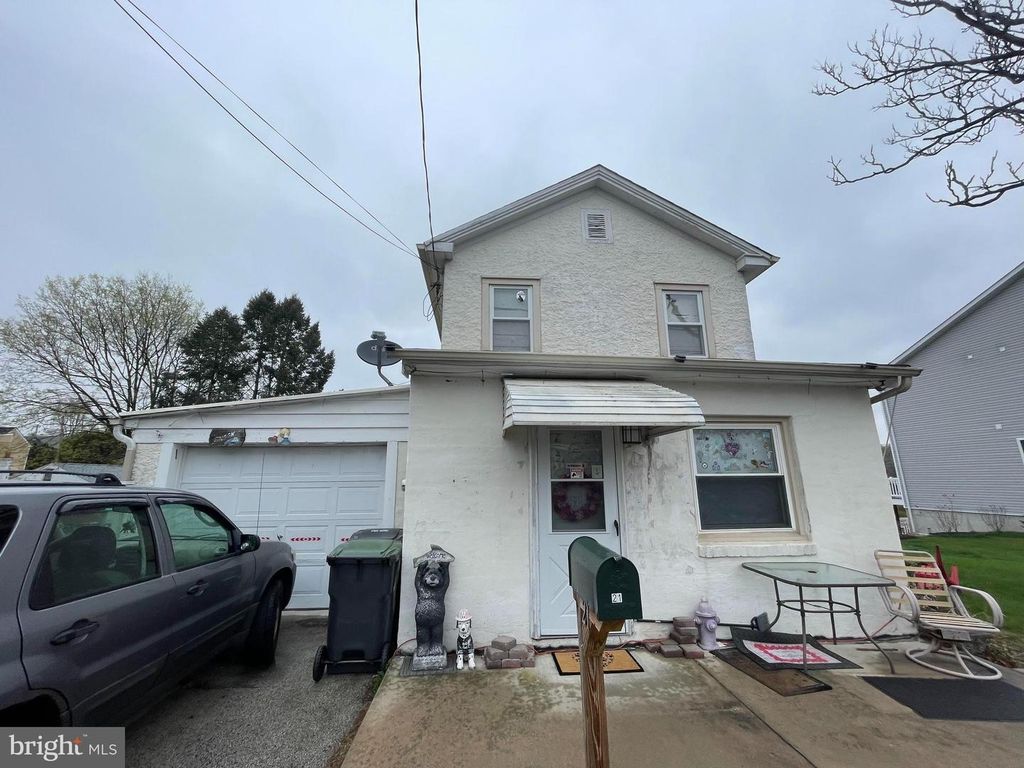 21 GRANT ST, Phoenixville, PA 19460