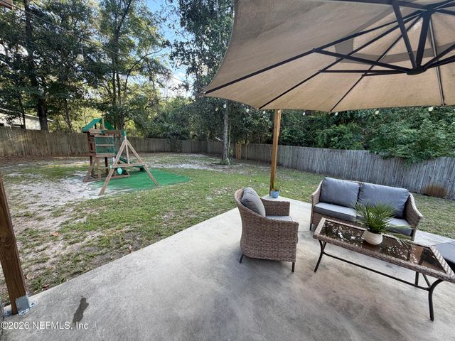 4751 LINCREST Drive N, Jacksonville, FL 32208