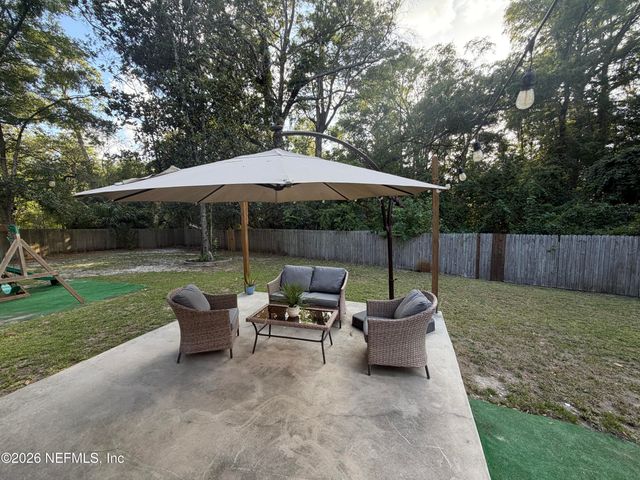 4751 LINCREST Drive N, Jacksonville, FL 32208