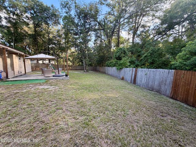 4751 LINCREST Drive N, Jacksonville, FL 32208