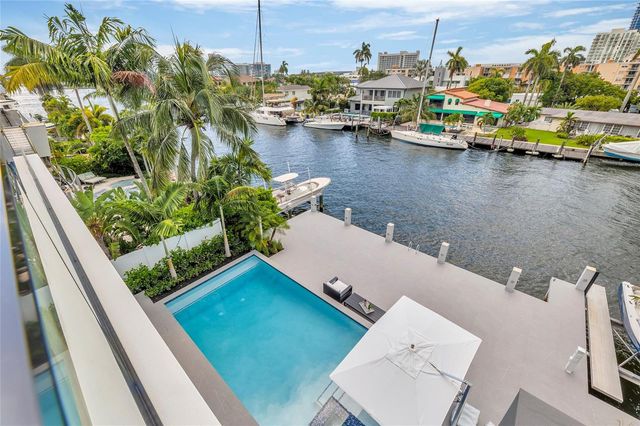 1730 SE 13th Street, Fort Lauderdale, FL 33316