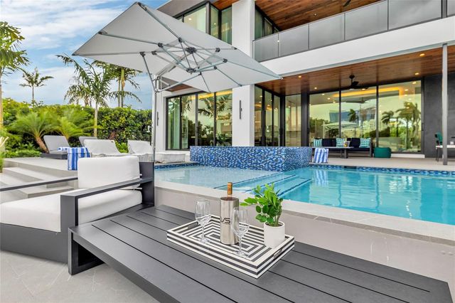 1730 SE 13th Street, Fort Lauderdale, FL 33316