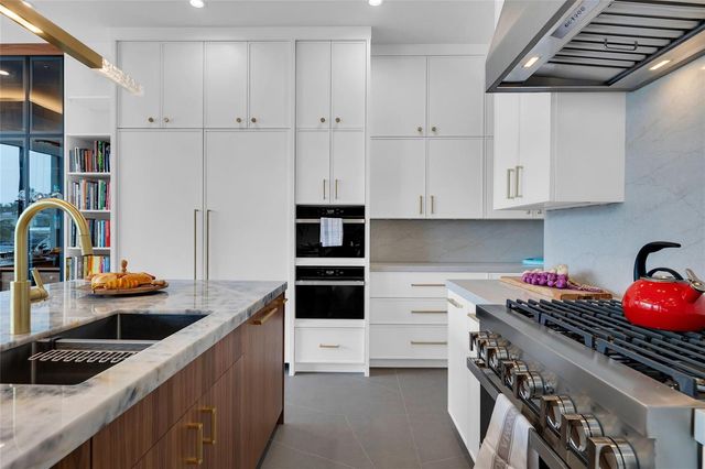 1730 SE 13th Street, Fort Lauderdale, FL 33316