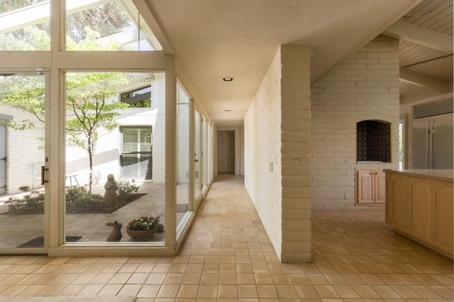 2331 W Celeste Avenue, Fresno, CA 93711