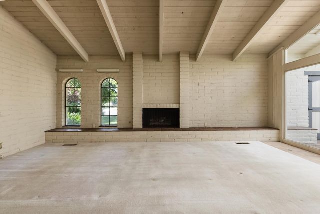 2331 W Celeste Avenue, Fresno, CA 93711