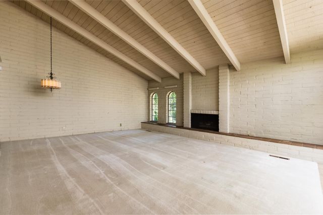 2331 W Celeste Avenue, Fresno, CA 93711