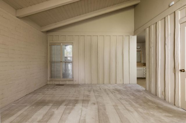 2331 W Celeste Avenue, Fresno, CA 93711