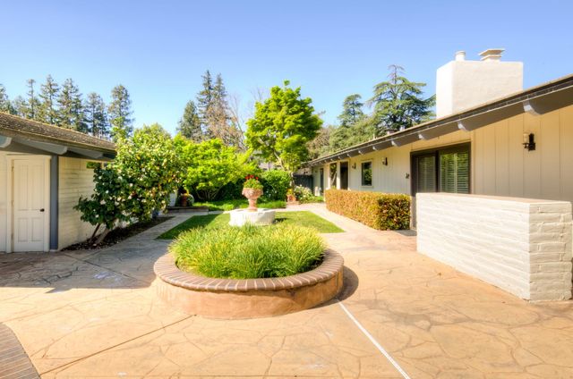 2331 W Celeste Avenue, Fresno, CA 93711