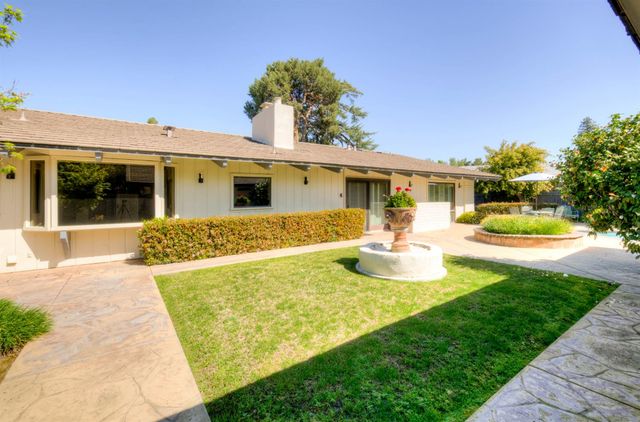 2331 W Celeste Avenue, Fresno, CA 93711