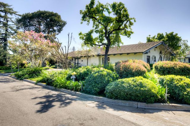 2331 W Celeste Avenue, Fresno, CA 93711