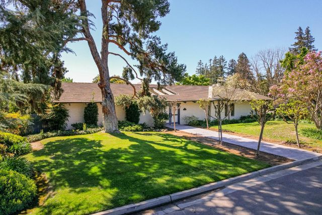 2331 W Celeste Avenue, Fresno, CA 93711