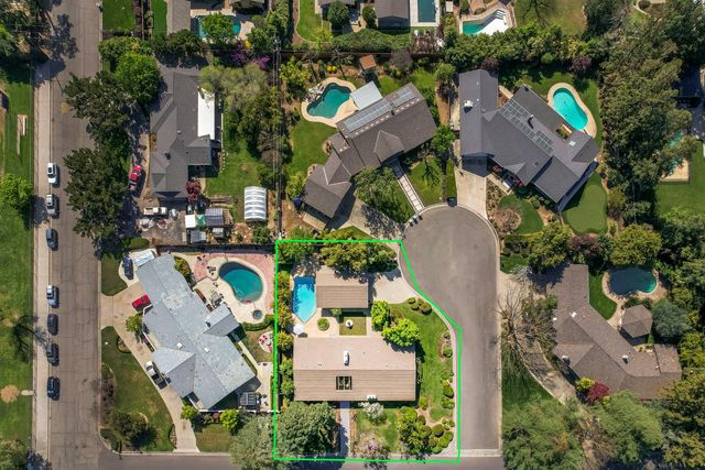 2331 W Celeste Avenue, Fresno, CA 93711