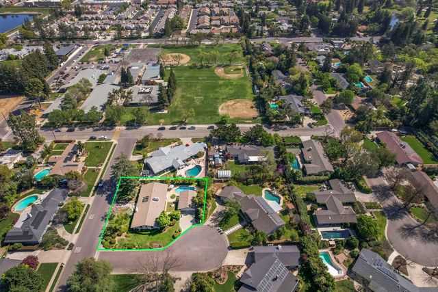 2331 W Celeste Avenue, Fresno, CA 93711