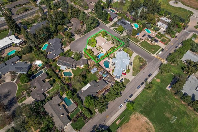 2331 W Celeste Avenue, Fresno, CA 93711