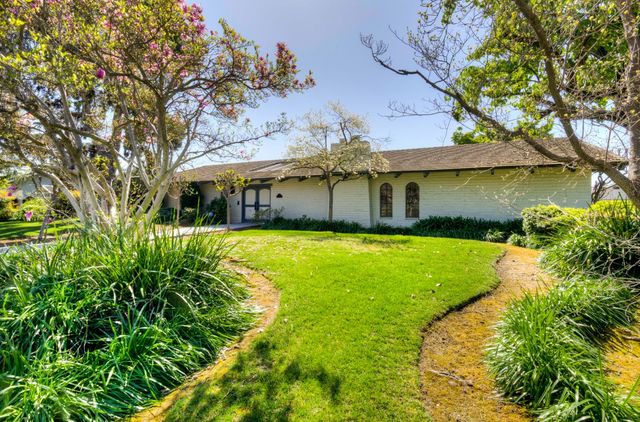 2331 W Celeste Avenue, Fresno, CA 93711