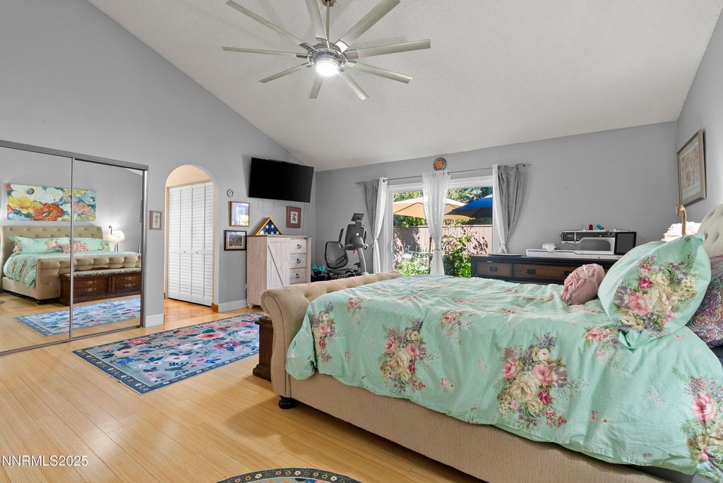 Image 17 of property listing at 6435 Meadow Valley Lane, Reno, NV 89519