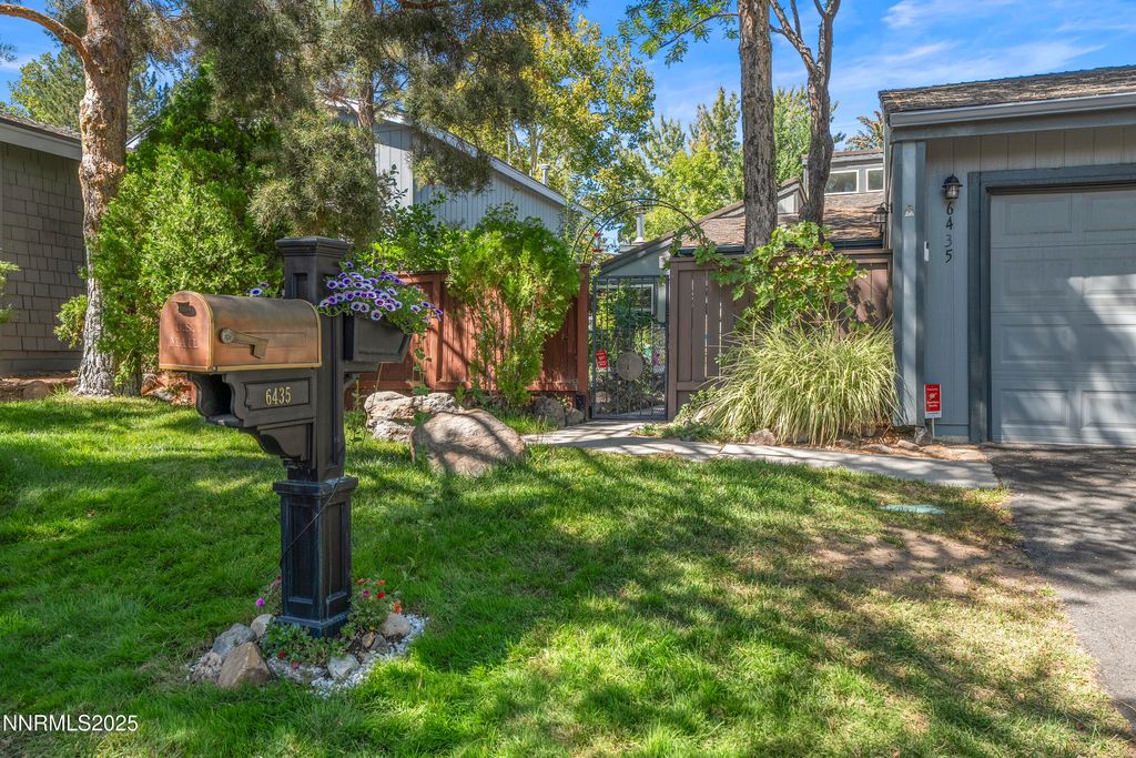 Image 2 of property listing at 6435 Meadow Valley Lane, Reno, NV 89519